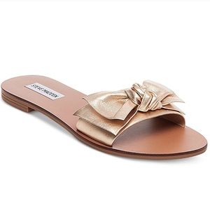BNWT Steve Madden Sandals
